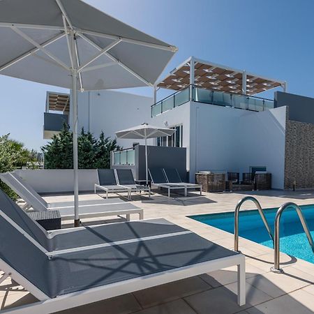 Tigaki Asteria Pearl Villa 2 With Rooftop Jacuzzi מראה חיצוני תמונה