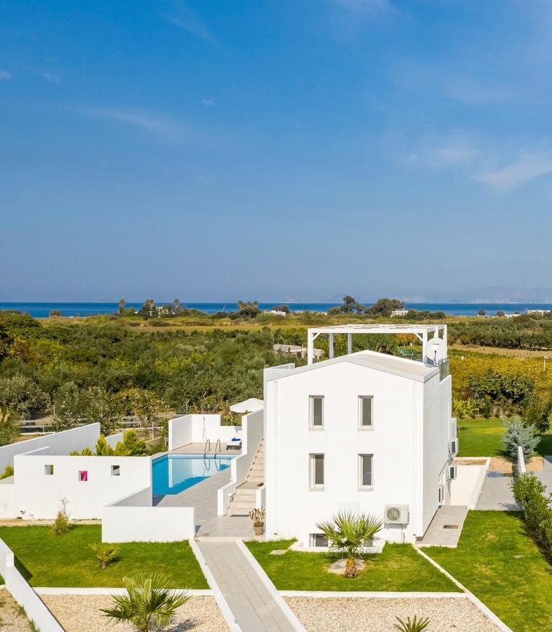 Tigaki Asteria Pearl Villa 2 With Rooftop Jacuzzi מראה חיצוני תמונה