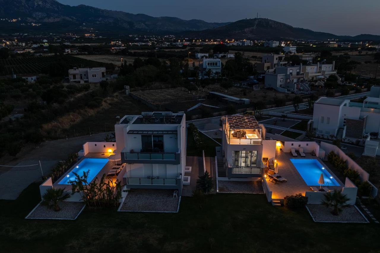 Tigaki Asteria Pearl Villa 2 With Rooftop Jacuzzi מראה חיצוני תמונה
