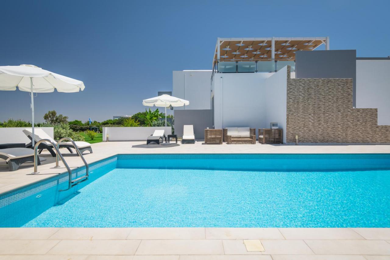 Tigaki Asteria Pearl Villa 2 With Rooftop Jacuzzi מראה חיצוני תמונה