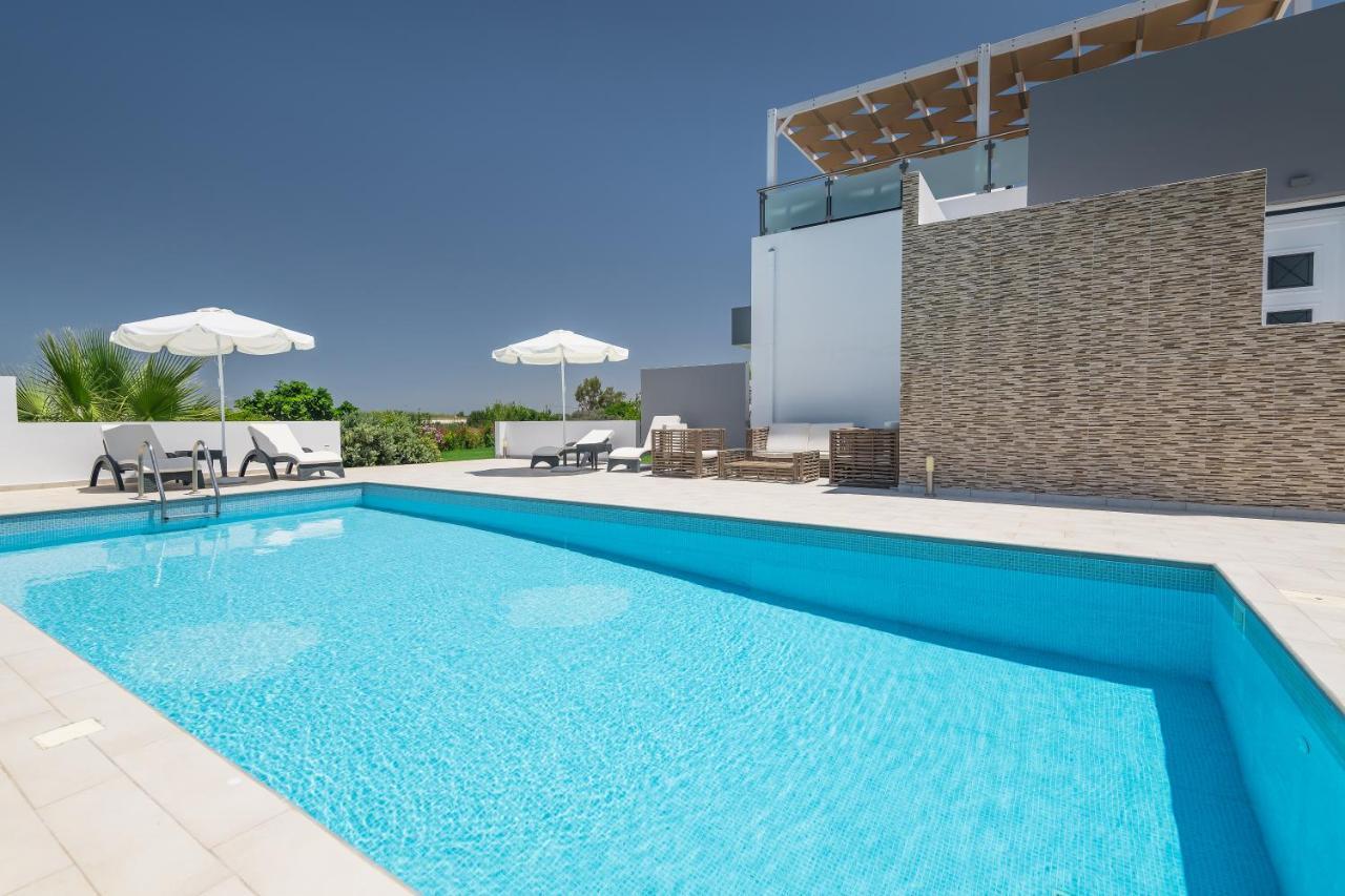 Tigaki Asteria Pearl Villa 2 With Rooftop Jacuzzi מראה חיצוני תמונה