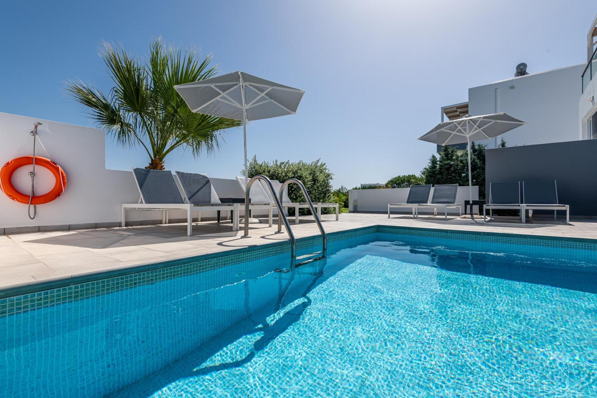Tigaki Asteria Pearl Villa 2 With Rooftop Jacuzzi מראה חיצוני תמונה